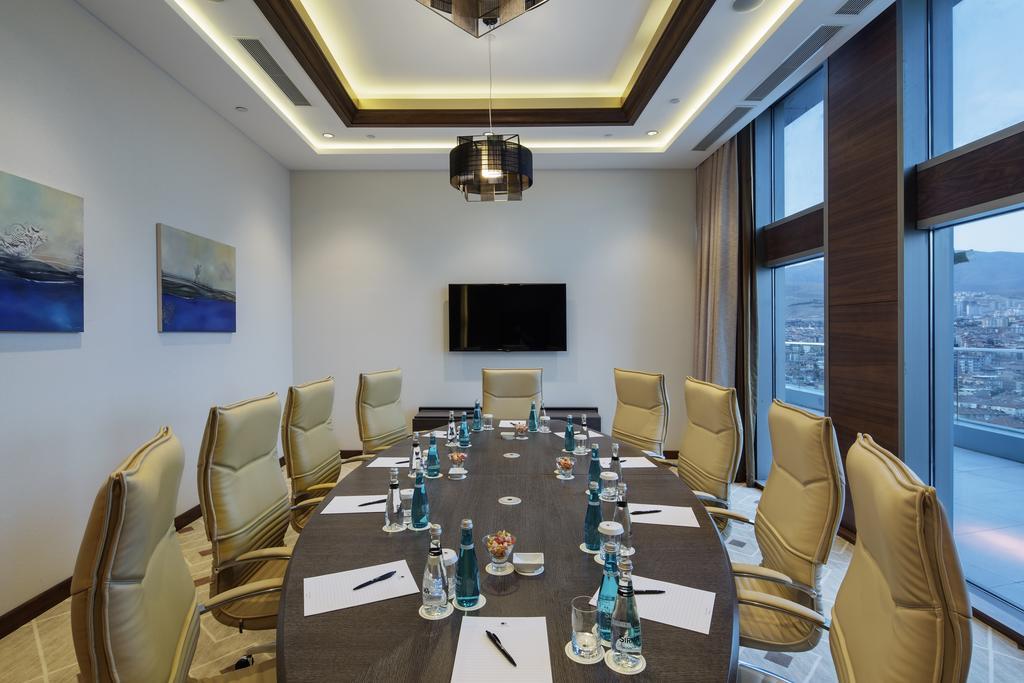 Movenpick Hotel Малатья Экстерьер фото